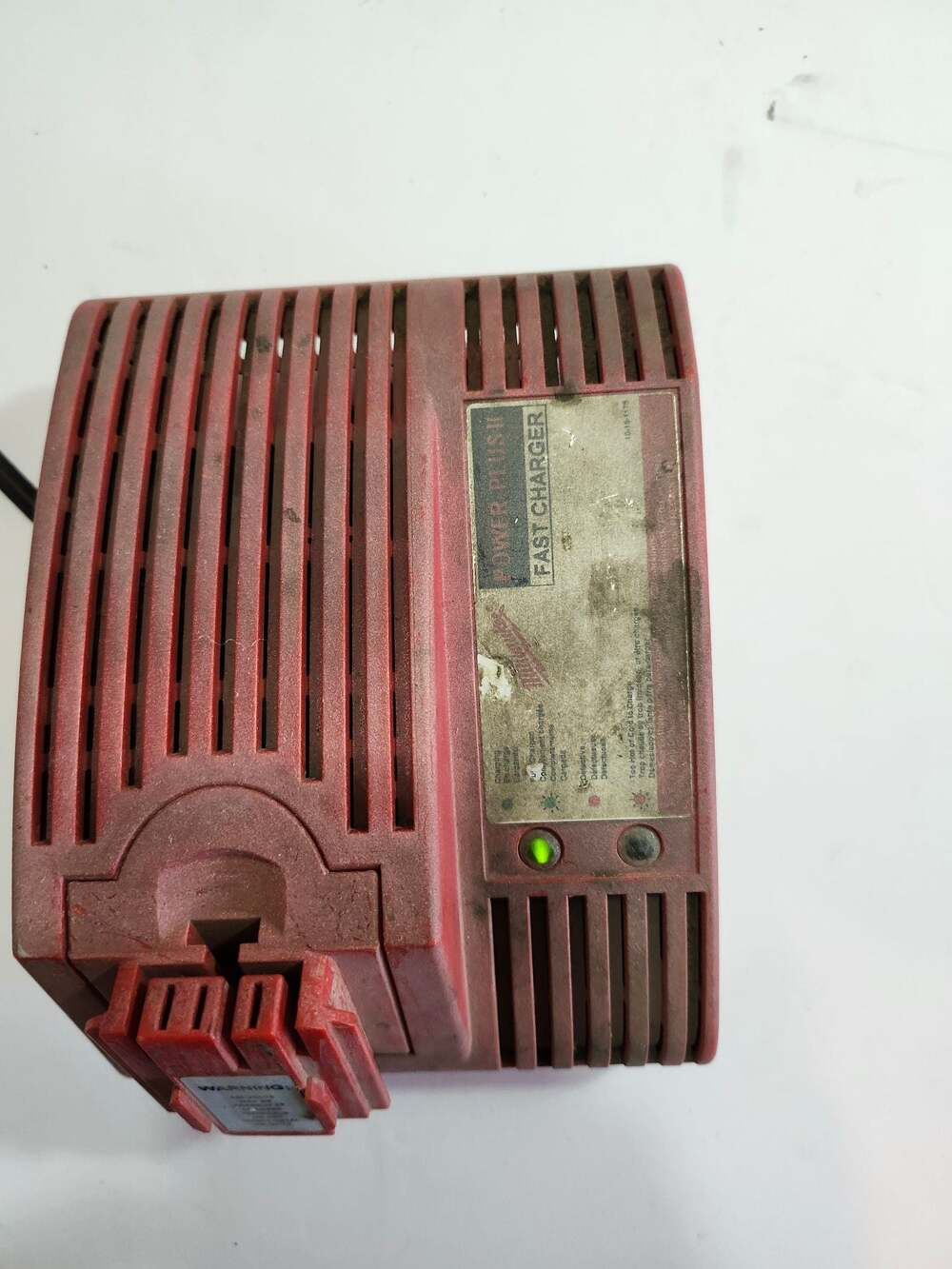 Milwaukee Power Plus II 48-59-0241 Fast Battery Charger